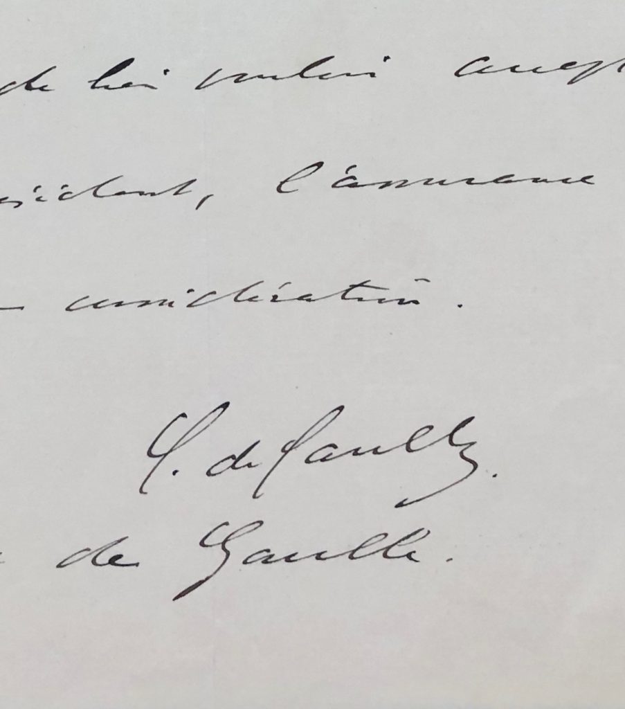 Mémoire d'encres - Lettre autographe signée de Charles de Gaulle à Édouard Daladier